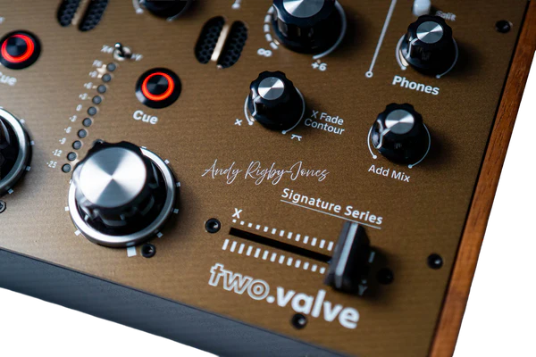 two.valve Signature Series rotary Mixer
